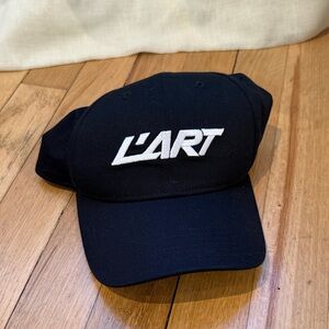 L’Art Black Cap